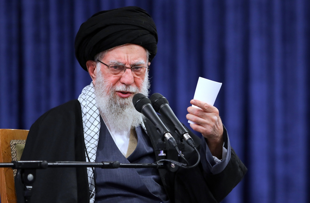 Lãnh tụ Tối cao Iran Ali Khamenei phát biểu tại một cuộc họp ở Tehran ngày 17/2/2026. Ảnh: Văn phòng Lãnh tụ Tối cao Iran/AP