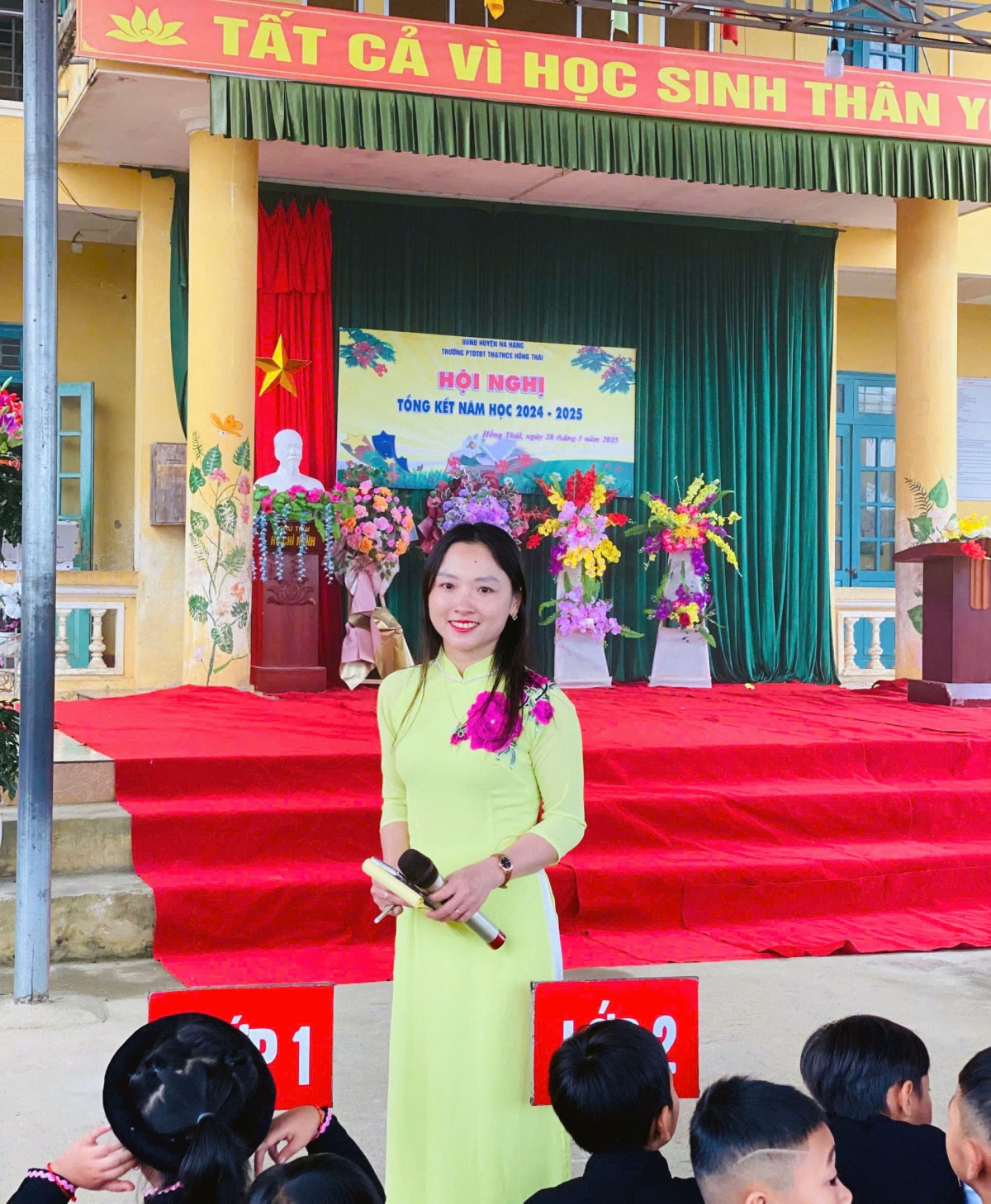 Cô giáo Dương Thị Kim Ngân - Trường Trường Phổ thông dân tộc bán trú Tiểu học và Trung học cơ sở Hồng Thái (Na Hang, Tuyên Quang).