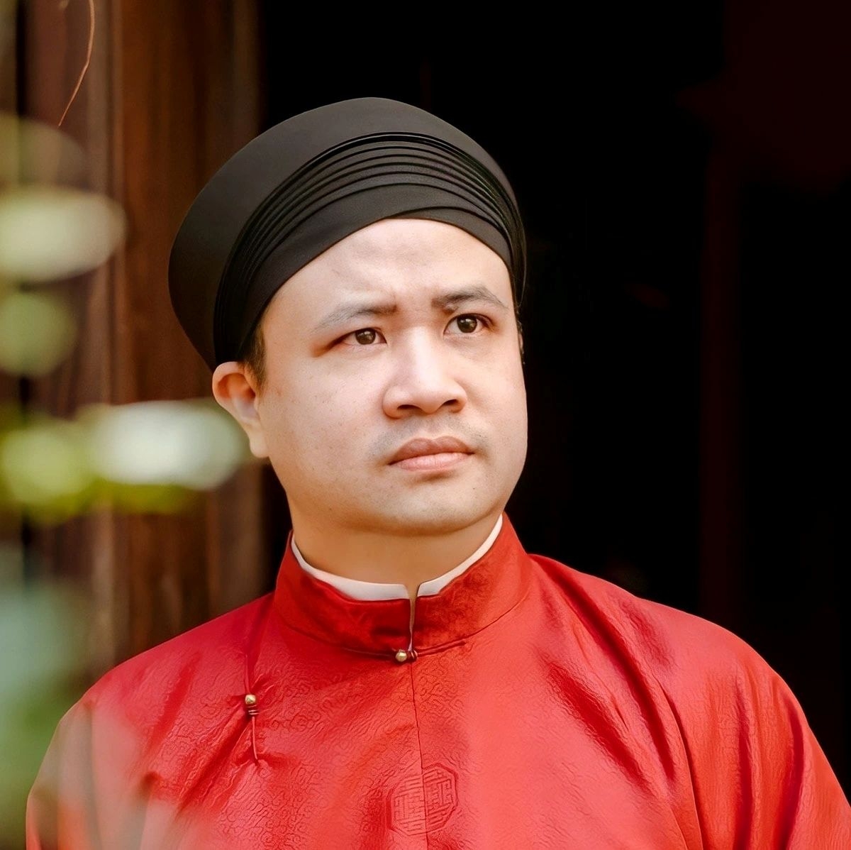 Artist and art researcher Nguyen Duc Binh, head of the Vietnam Communal House Club