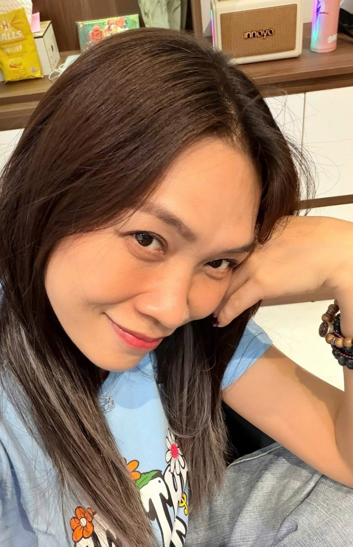 Mỹ Tâm điệu đà selfie khoe mặt mộc những ngày nghỉ Tết.