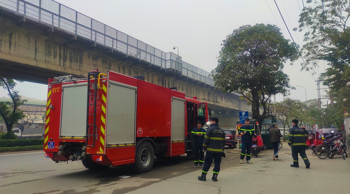 Cảnh sát tiếp cận hiện trường