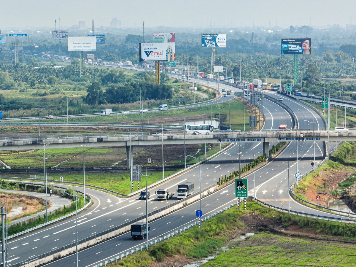 Tuyến cao tốc Trung Lương – Mỹ Thuận do Đèo Cả xây dựng, vận hành.