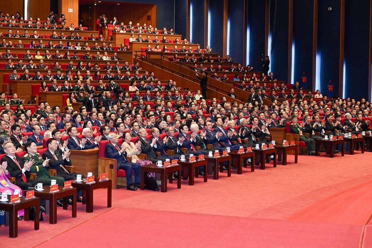 Các đại biều tại phiên bế mạc Đại hội Đại biểu toàn quốc lần thứ XIV của Đảng.