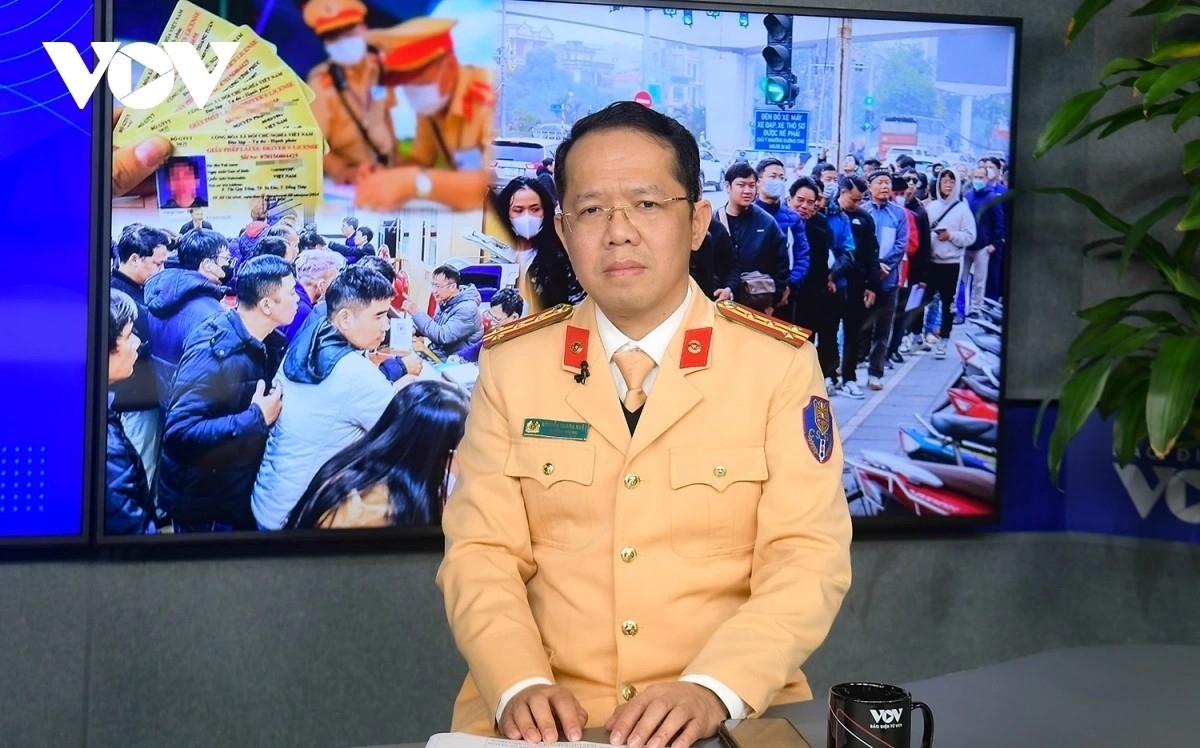 Đại tá Nguyễn Quang Nhật, Trưởng phòng Hướng dẫn tuyên truyền, điều tra, giải quyết tai nạn giao thông (Cục CSGT)