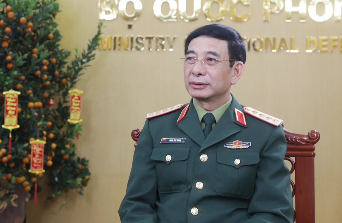 Đại tướng Phan Văn Giang trả lời phỏng vấn báo chí