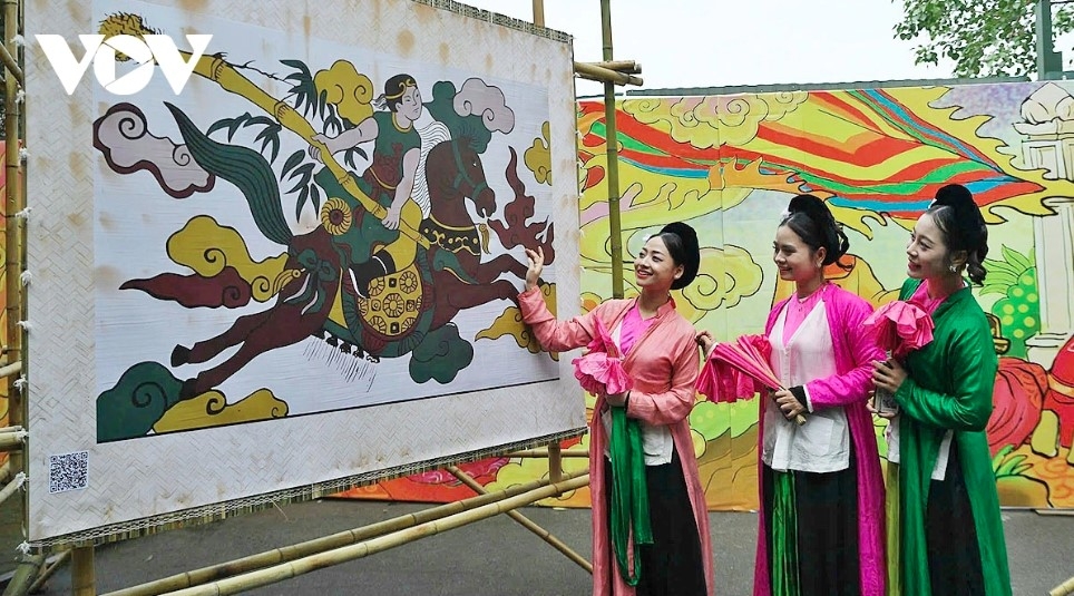 Traditional Vietnamese attire and a horse mascot are the main features of the exhibition space inside the Thang Long Imperial Citadel welcoming the Spring of the Year of the Horse 2026.