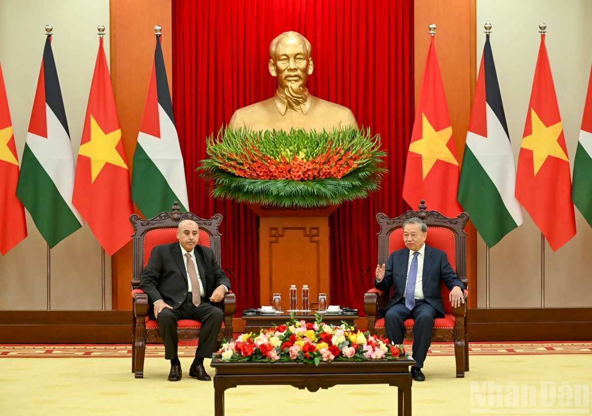 Tổng Bí thư Tô Lâm tiếp Chủ tịch Hạ viện Jordan Mazen Turki El Qadi. Ảnh: nhandan.vn