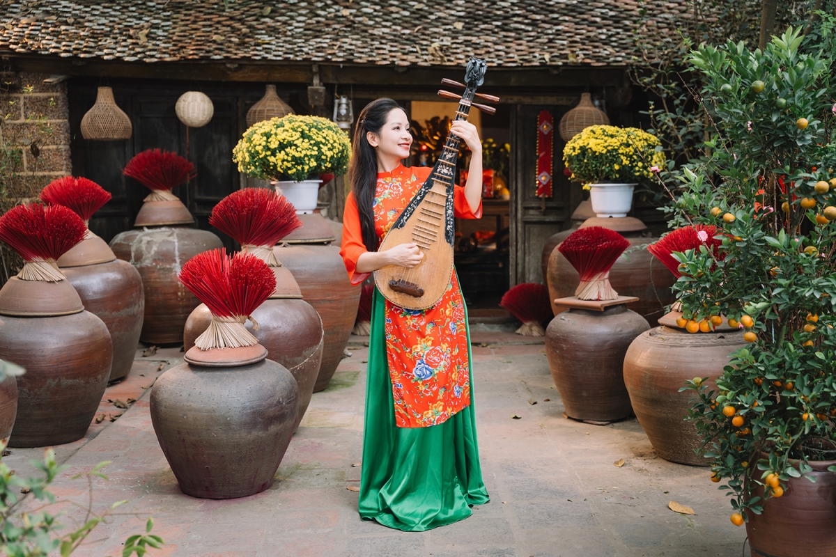 Nghệ sĩ Vũ Diệu Thảo là giảng viên chuyên ngành đàn Tỳ bà của Học viện Âm nhạc Quốc gia Việt Nam từ năm 2024.