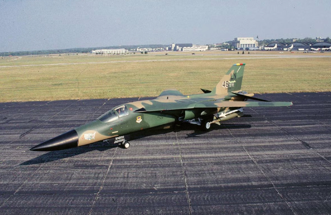 Máy bay chiến đấu F-111 Aardvark. Ảnh: Bảo tàng không quân Mỹ