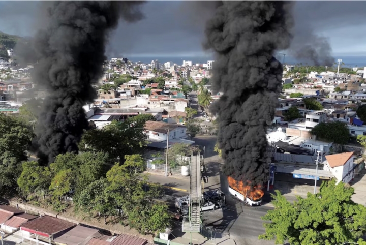 Các vụ tấn công trả thù xảy ra khắp Mexico