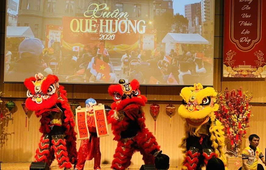 Một tiết mục văn nghệ chào mừng Ảnh: VOV Tokyo)