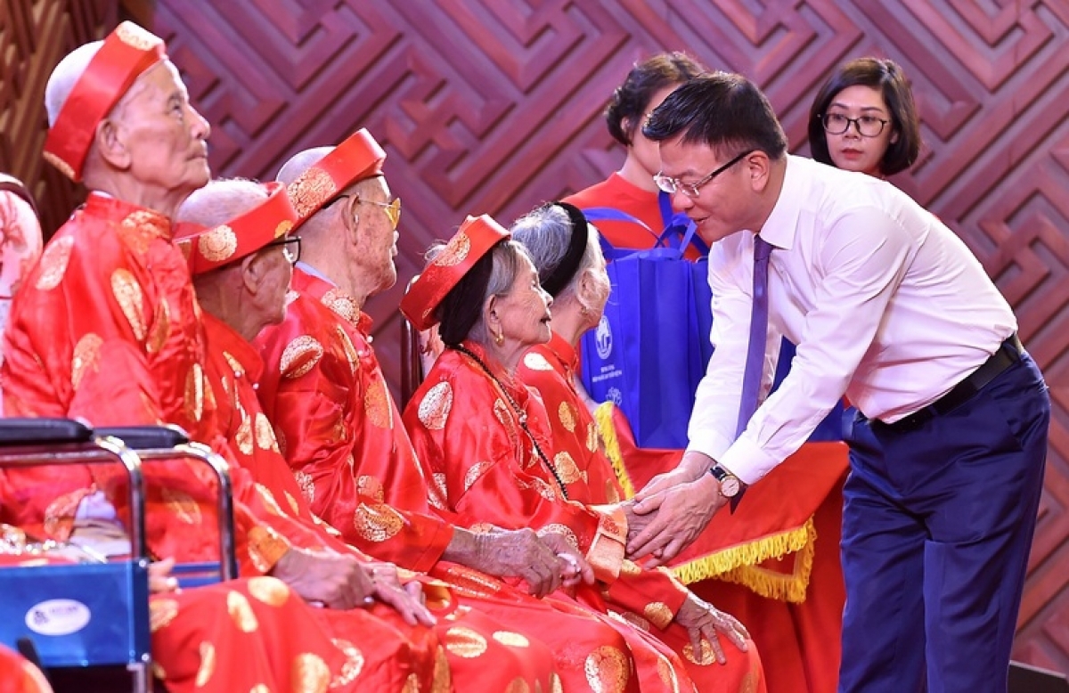 Người cao tuổi là nguồn lực trí tuệ, kinh nghiệm, bản lĩnh chính trị quan trọng