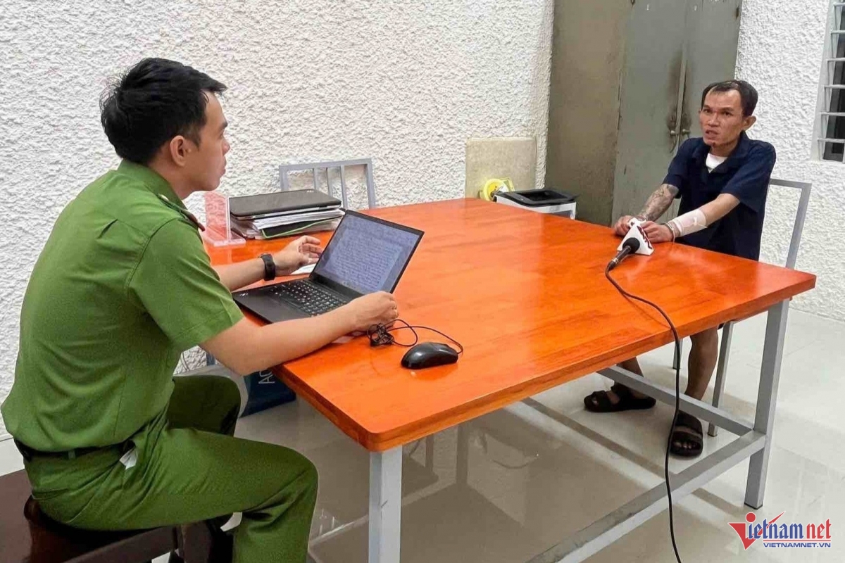 Đối tượng Nguyễn Văn Ty tại cơ quan công an. Ảnh: HD