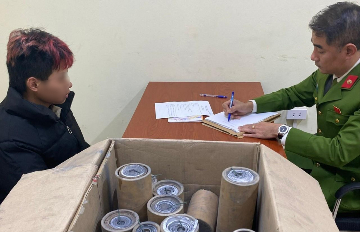 Đối tượng Hà Văn Lâm và tang vật