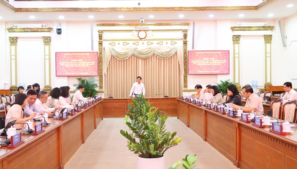Quang cảnh phiên họp (Ảnh: Phượng Châu)