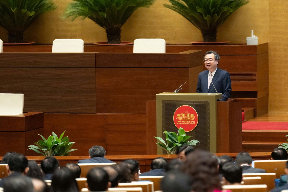 Trưởng Ban Chính sách, Chiến lược Trung ương Nguyễn Thanh Nghị quán triệt Nghị quyết 79-NQ/TW về phát triển kinh tế Nhà nước. Trọng tâm là chuyển đổi tư duy từ quản lý hành chính sang kiến tạo, đẩy mạnh cơ cấu lại, nâng cao hiệu quả và vai trò dẫn dắt của doanh nghiệp Nhà nước trong kỷ nguyên mới.