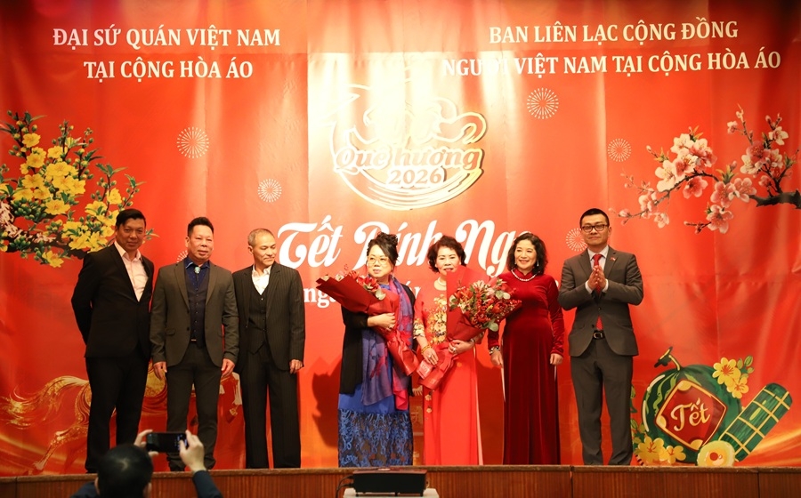 Ra mắt Ban liên lạc cộng đồng người Việt tại Áo nhằm tăng cường hoạt động hỗ trợ, giúp đỡ và kết nối kiều bào, lan tỏa các giá trị Việt tại Áo