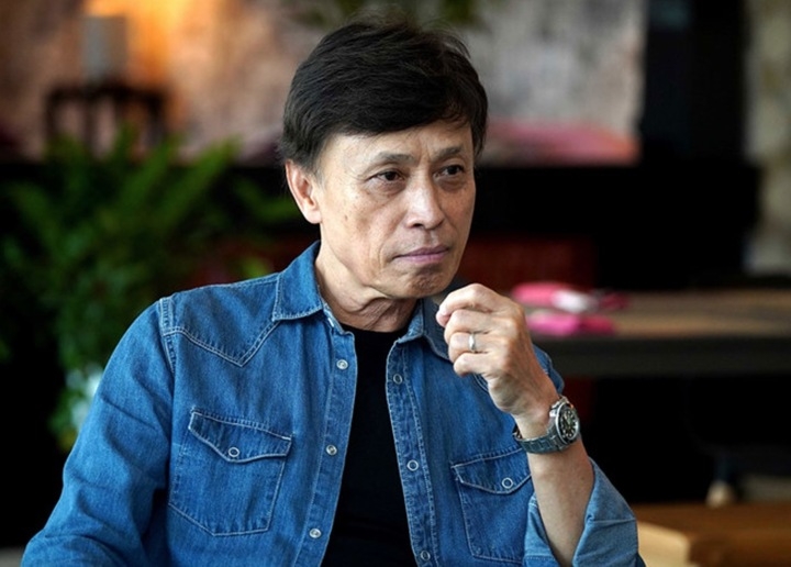 Danh ca Tuấn Ngọc từng phải điều trị ung thư dạ dày.