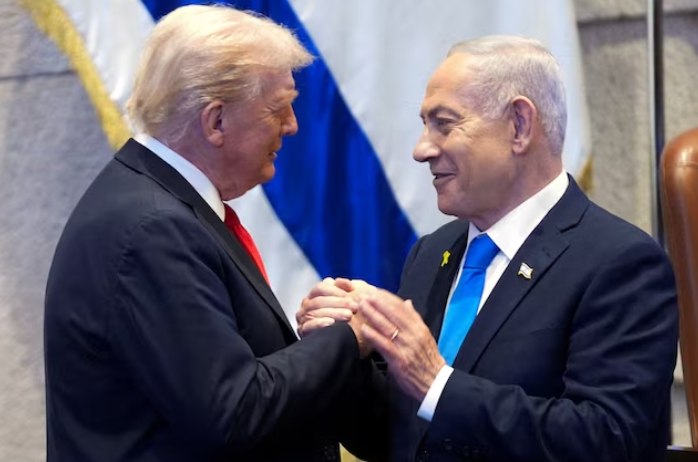 Tổng thống Mỹ Donald Trump tiếp Thủ tướng Israel Benjamin Netanyahu tại Nhà Trắng. (Ảnh: Reuters)