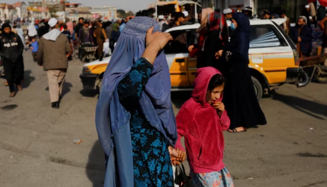 Người Afghanistan vật lộn trong mùa Ramadan đắt đỏ. (Ảnh: Reuters)