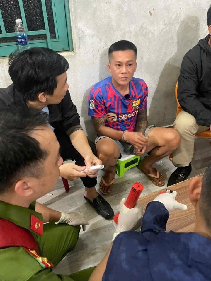 Tài "đen" tại thời điểm bị bắt giữ.