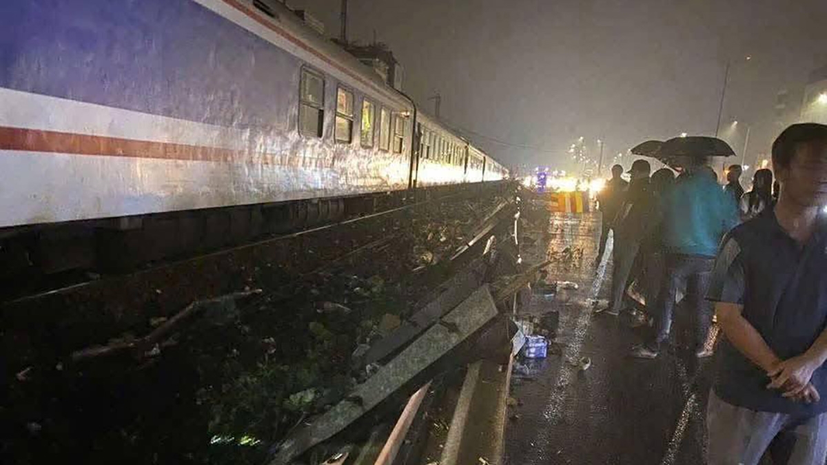 Hiện nguyên nhân vụ tai nạn và trách nhiệm các bên liên quan đang được cơ quan chức năng tiếp tục điều tra, làm rõ.