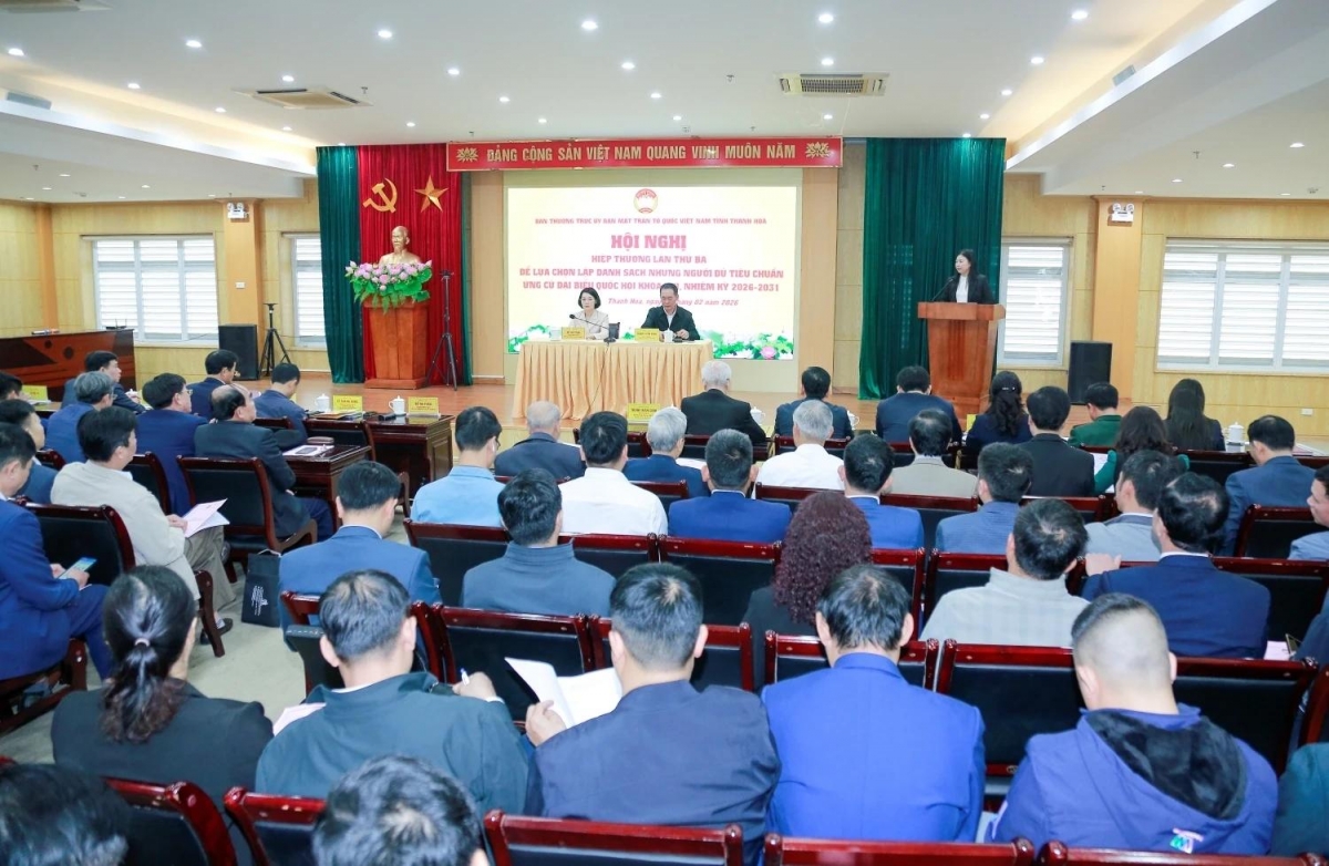 Quảng cảnh hội nghị.