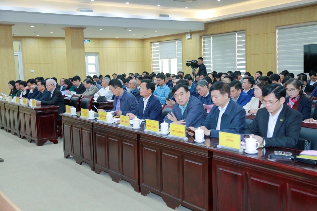 Các đại biểu tham dự hội nghị.