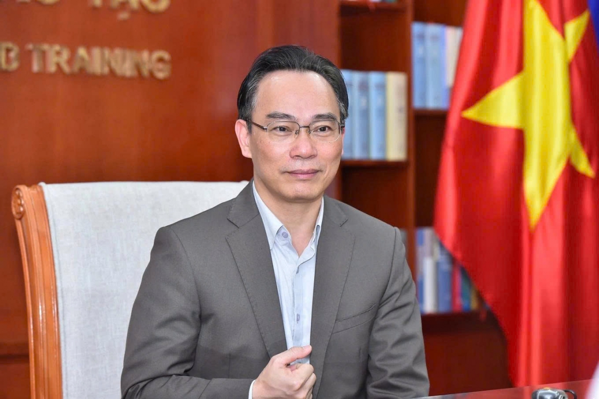 PGS.TS Hoàng Minh Sơn, quyền Bộ trưởng Bộ GD&amp;ĐT