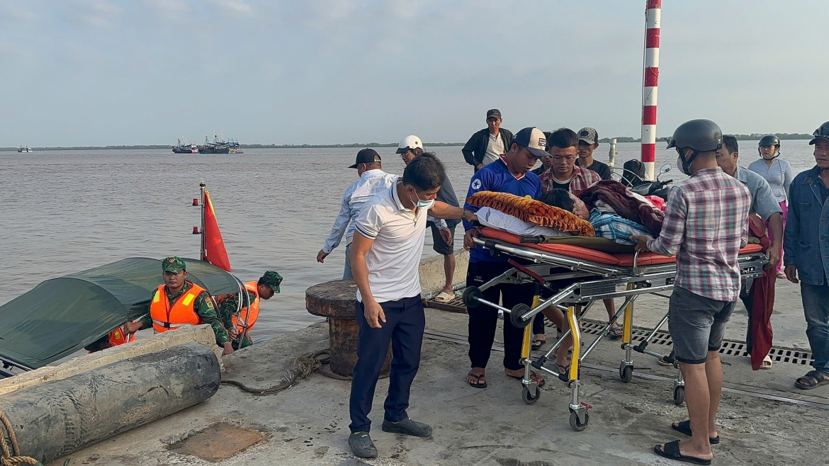 Bệnh nhân được chuyển đến bệnh viện trong thời gian nhanh nhất để được cứu chữa kịp thời