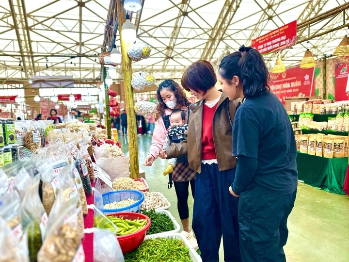 Tỏi cô đơn được khách hàng ở Hà Nội rất ưa chuộng