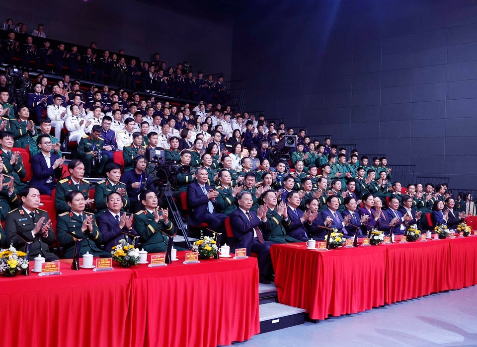 Cuộc thi báo chí “Vững bước dưới cờ Đảng” góp phần lan tỏa niềm tin, niềm tự hào về Đảng Cộng sản Việt Nam. (Ảnh: TTXVN)