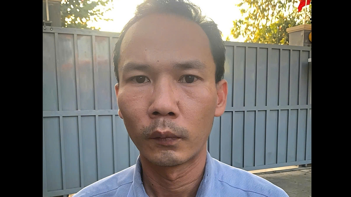 Đối tượng Trương Vũ Tứ lừa đảo bằng phương thức đổi tiền mới.