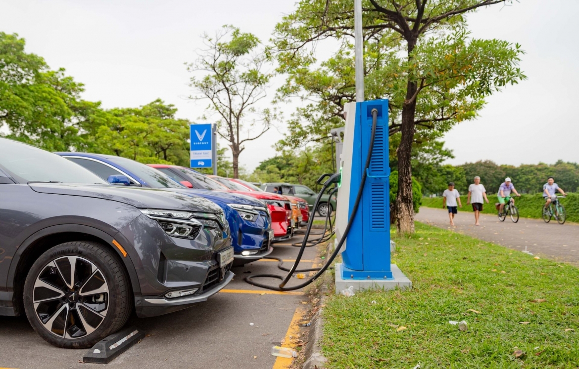 Khách hàng mua xe trước ngày 10/2/2026 sẽ được nâng thời hạn miễn phí sạc pin lên tới 3 năm kể từ ngày nhận xe.