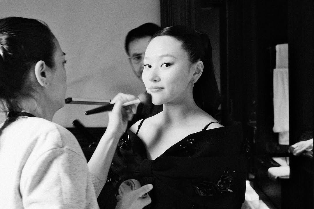 Nữ diễn viên gây ấn tượng với vẻ đẹp Á Đông thanh lịch. (Ảnh: Instagram)