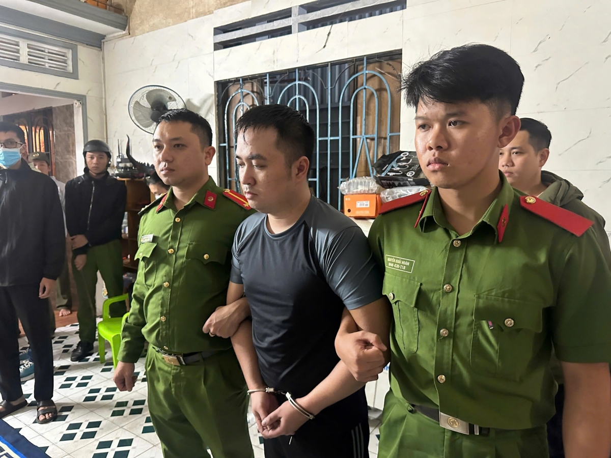 Nguyễn Hữu Sơn tại thời điểm bị bắt giữ.