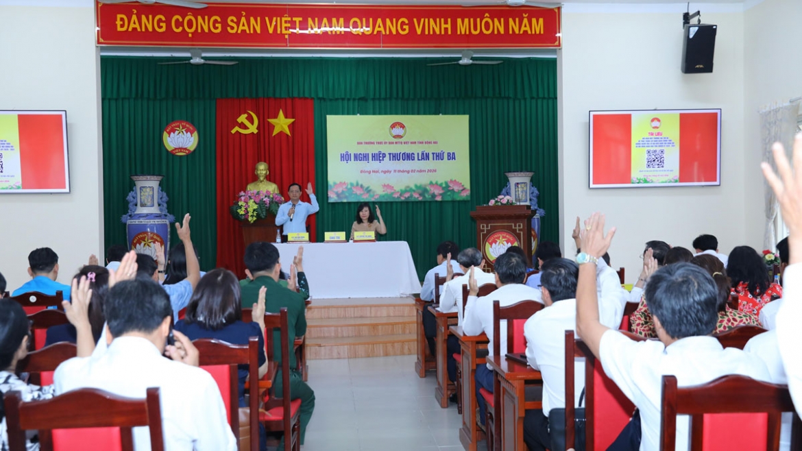 Toàn cảnh hội nghị hiệp thương lần thứ ba. Ảnh: HA
