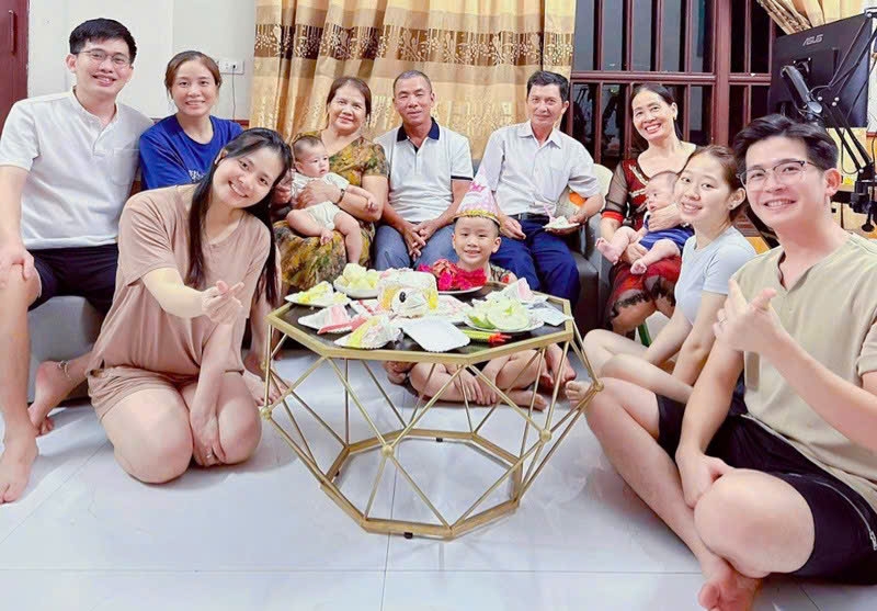 Hai bên thông gia thân thiết, hòa thuận 
