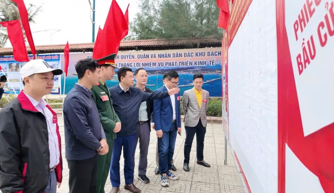 Đoàn công tác của Ủy ban bầu cử TP Hải Phòng kiểm tra và giám sát công tác chuẩn bị và tiến hành cuộc bầu cử đại biểu Quốc hội khóa XVI và đại biểu HĐND các cấp nhiệm kỳ 2026 - 2031 tại đặc khu Bạch Long Vĩ.