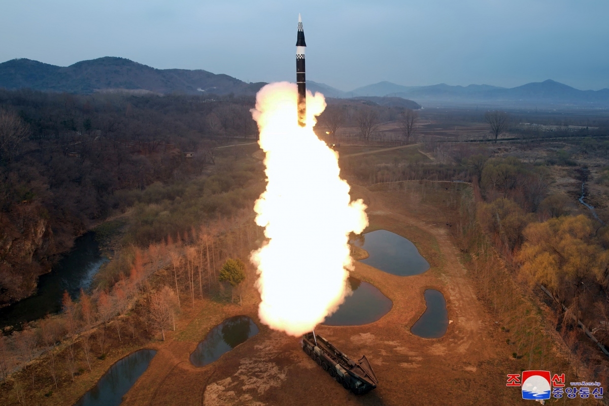 Một vụ phóng tên lửa của Triều Tiên. Ảnh: KCNA