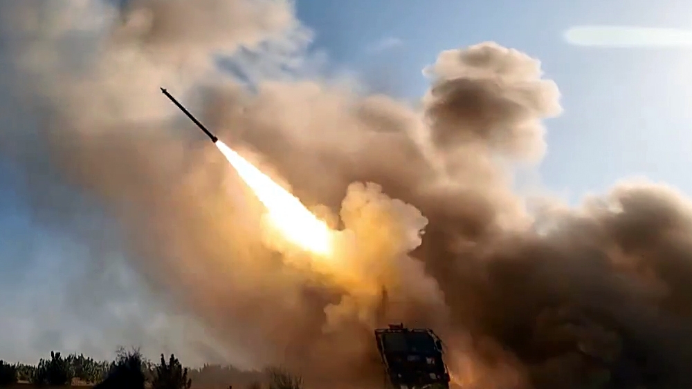 Ấn Độ thử nghiệm vũ khí nội địa - Ảnh: ANI