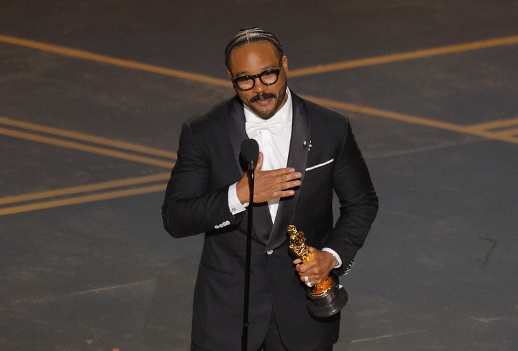 Ryan Coogler giành giải Oscar cho Kịch bản gốc xuất sắc nhất với bộ phim “Sinners”. Phát biểu trên sân khấu, Ryan Coogler gửi lời tôn vinh những nhà làm phim cùng được đề cử và tri ân tất cả thành viên trong đoàn phim.