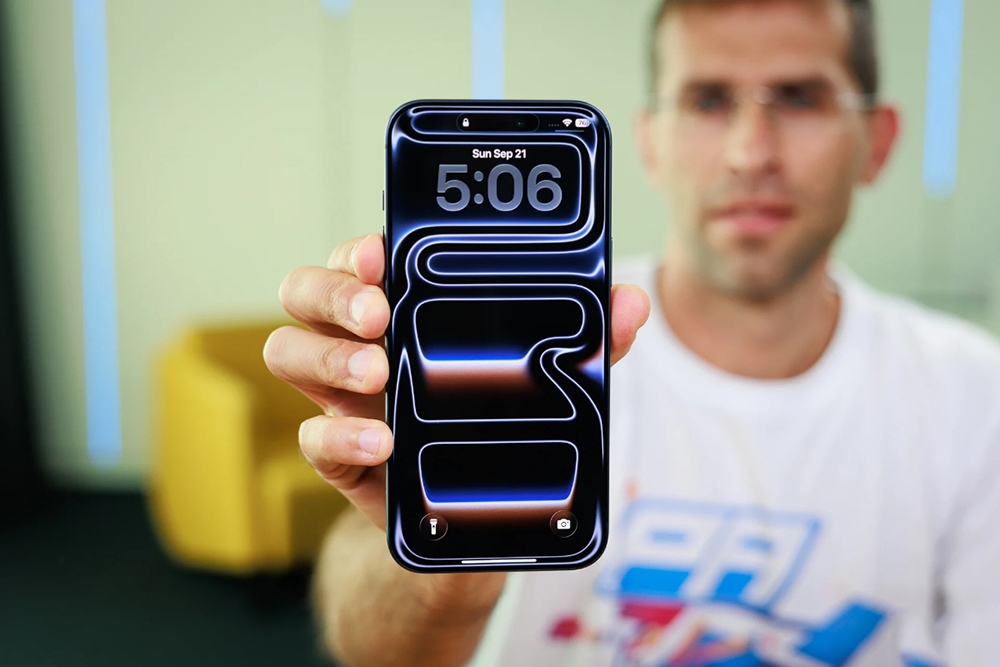 Việc thu nhỏ Dynamic Island có thể là thay đổi trực quan lớn nhất trên iPhone 18 Pro