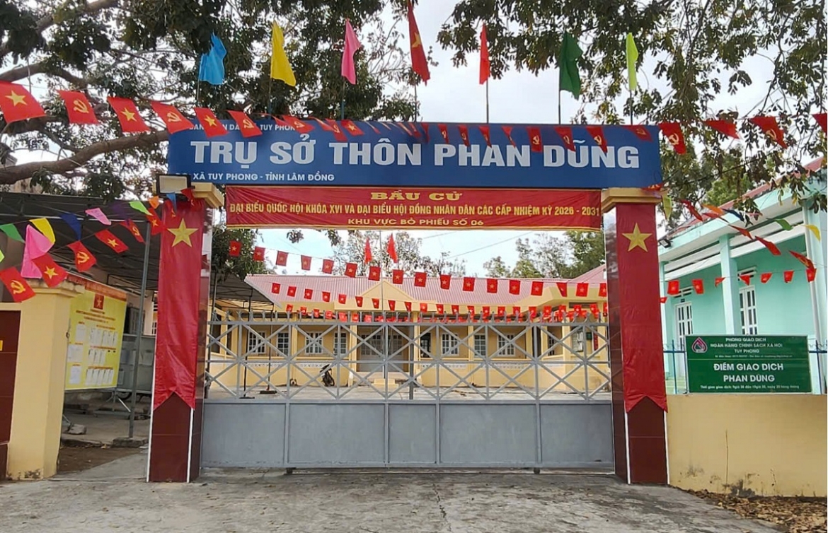 Khu vực bỏ phiếu số 6, thôn Phan Dũng