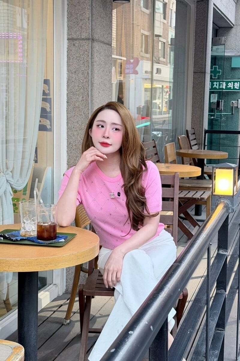 Diễn viên Quỳnh Nga tranh thủ đầu năm du xuân tại Hàn Quốc.