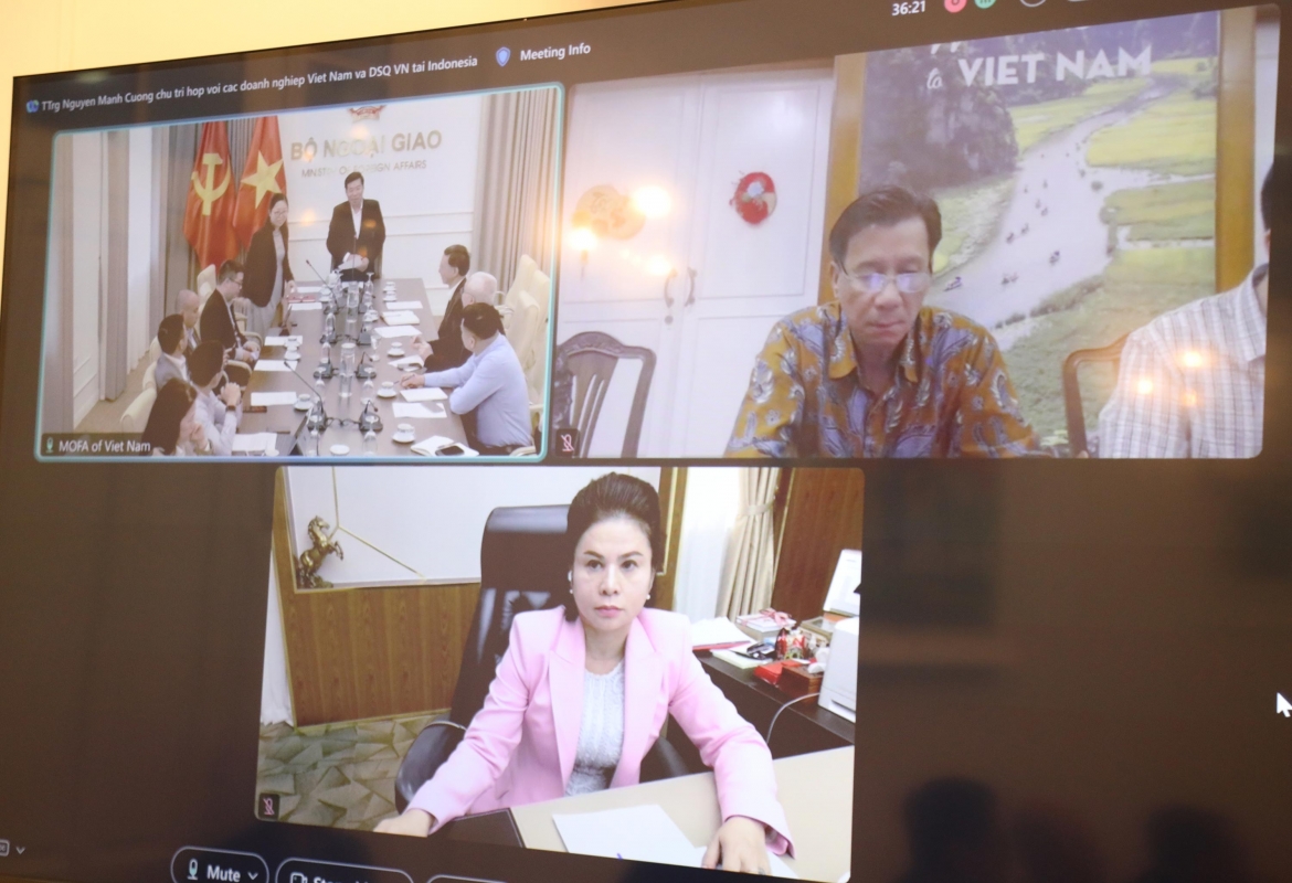 Các doanh nghiệp và Đại sứ quán của Việt Nam tại Indonesia.