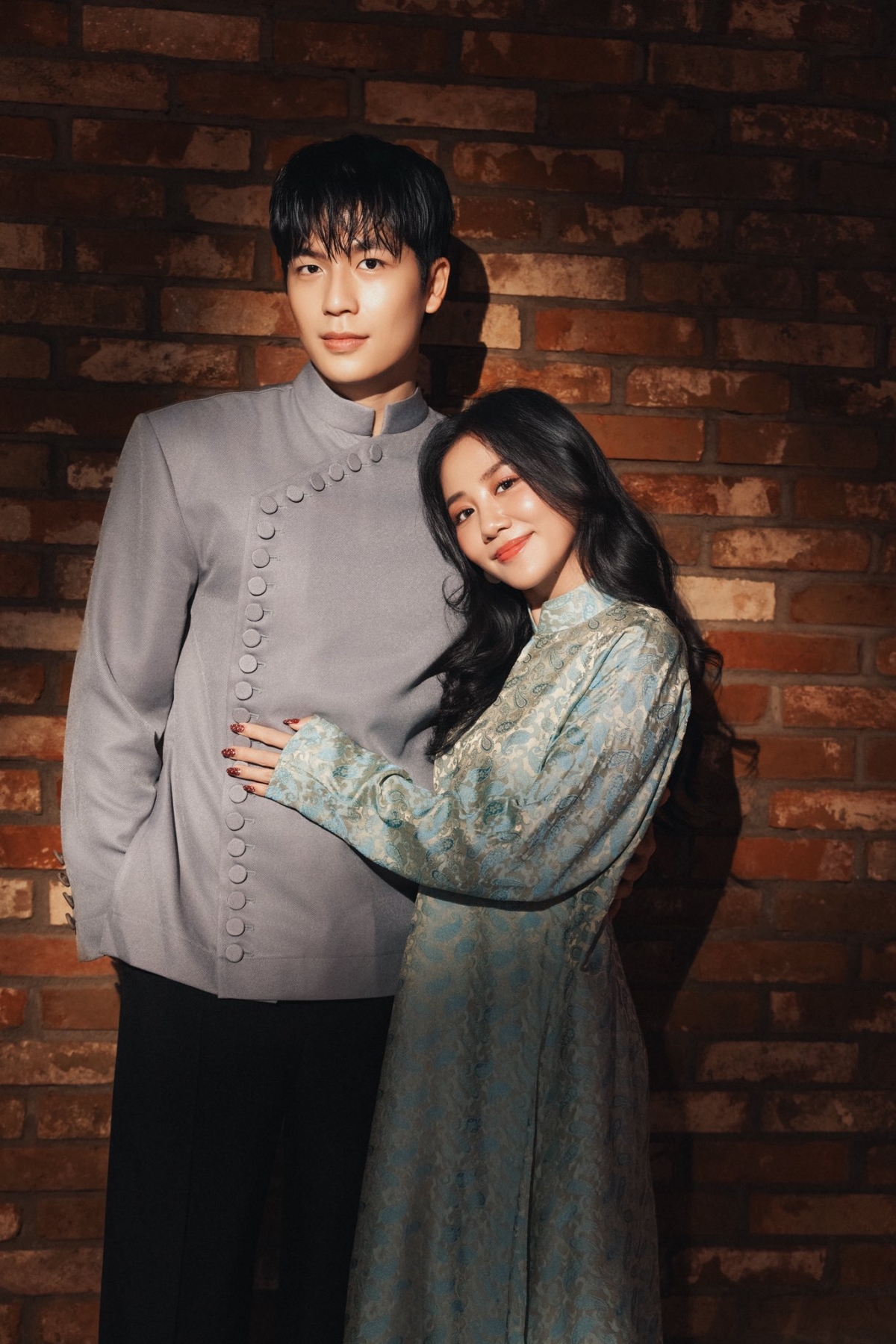 Nhiều khán giả nhận xét Văn Mai Hương "diễn như không diễn", đài từ tốt, biểu cảm tự nhiên dù đây mới là lần đầu cô thử sức với diễn xuất. Nữ ca sĩ đã thể hiện trọn vẹn hình ảnh một người phụ nữ có vẻ ngoài ồn ào nhưng ẩn sâu bên trong là nhiều tổn thương. Nhờ lối diễn duyên dáng và giàu cảm xúc, nhân vật Hải Lan tuy không phải tuyến trung tâm của câu chuyện tình yêu trong phim nhưng vẫn tạo được dấu ấn riêng. Nhiều ý kiến cho rằng Văn Mai Hương chính là điểm sáng trong bộ phim của Trấn Thành.