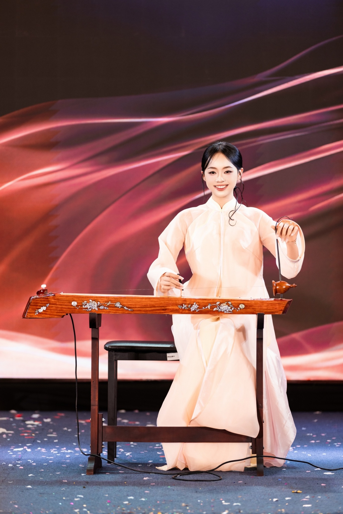 Thí sinh Phạm Thùy Dung