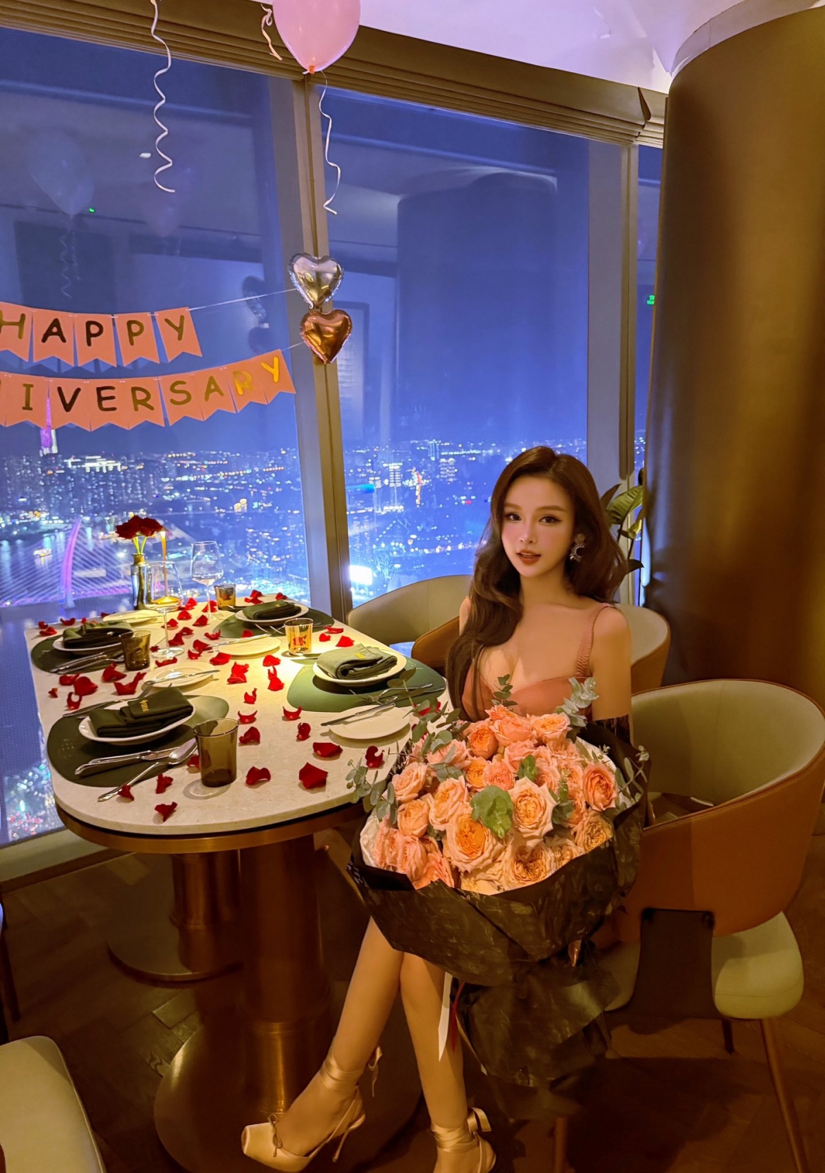 Năm 2023, cô tham gia chương trình "Chị đẹp đạp gió rẽ sóng" và ghi dấu ấn với nhiều màn trình diễn ấn tượng. Sau chương trình, Huyền Baby cùng Trang Pháp, Ninh Dương Lan Ngọc, Diệp Lâm Anh và Khổng Tú Quỳnh hội tụ trong nhóm nữ LUNAS.