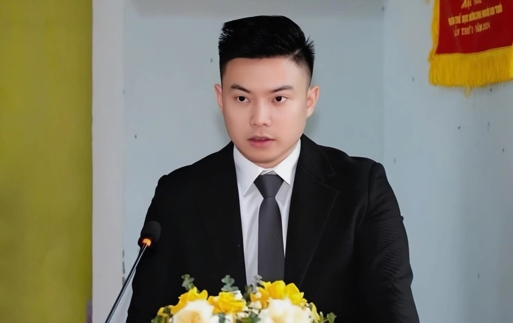 Chồng hoa hậu Đỗ Thị Hà - doanh nhân Nguyễn Viết Vương - là đại biểu trẻ nhất trúng cử đại biểu HĐND tỉnh Quảng Trị khóa IX nhiệm kỳ 2026 - 2031.